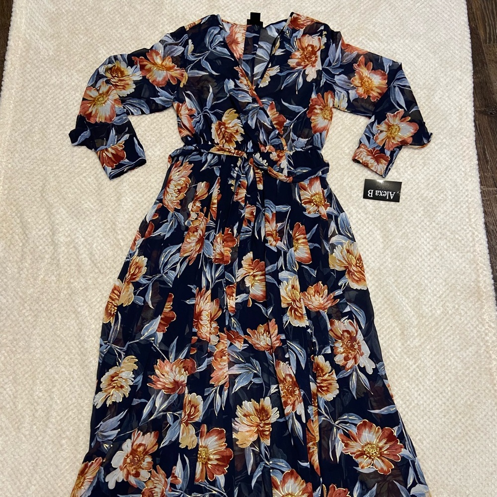 NWT size 6 dress